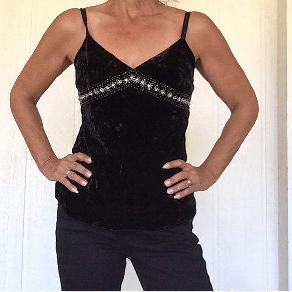 EXPRESS CRUSHED VELVET EMBELLISHED CAMISOLE MEDIUM - Picture 4 of 11